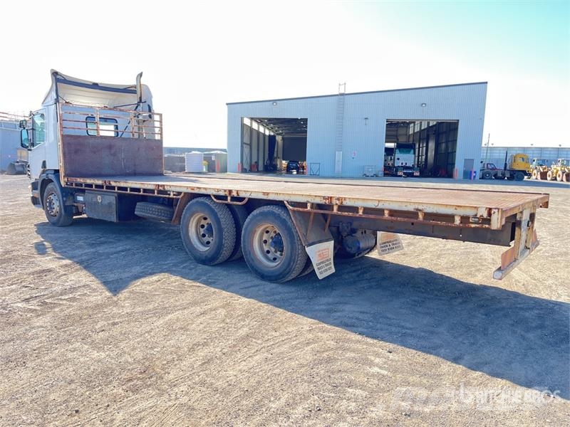 Scania P124 6x4 Flatbed Truck Pritschenwagen/Pritschenwagen mit Seitenklappe