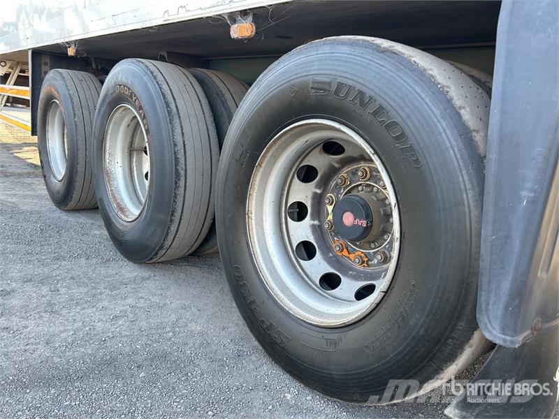 Schmitz Cargobull 14.6 m Tri/A Refrigerated Trailer Temperature controlled semi-trailers