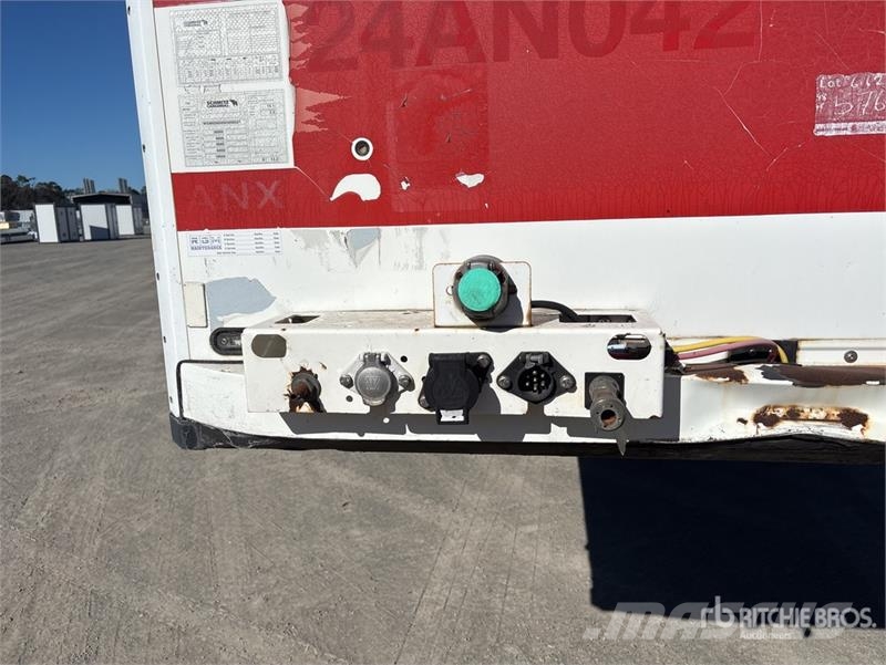 Scmitz 14.4 m Tri/A Van Trailer Remorque Fourgon