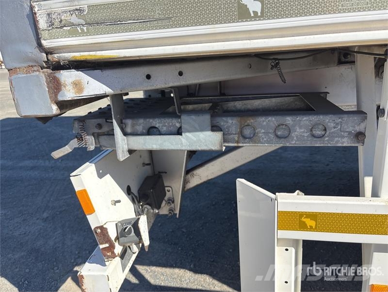 Scmitz 14.4 m Tri/A Van Trailer Remorque Fourgon