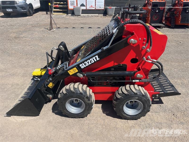  SDLOOL SL-323TZ Mini Skid Steer Loader (Unused) لوادر انزلاقية التوجيه
