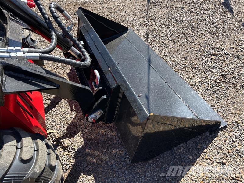 SDLOOL SL-323TZ Mini Skid Steer Loader (Unused) Skid steer loaders