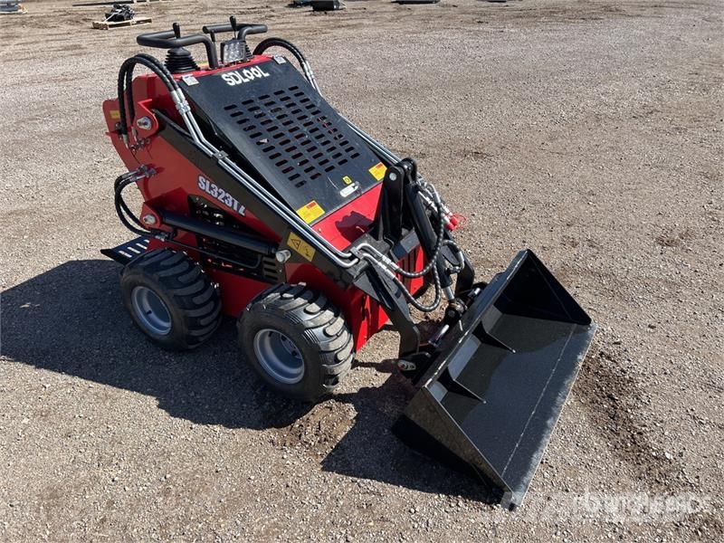 SDLOOL SL-323TZ Mini Skid Steer Loader (Unused) Skid steer loaders