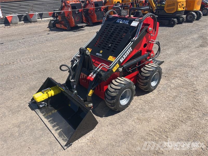  SDLOOL SL-323TZ Mini Skid Steer Loader (Unused) لوادر انزلاقية التوجيه