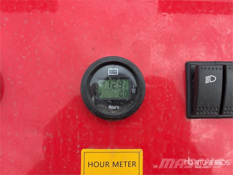  SDLOOL SL-323TZ Mini Skid Steer Loader (Unused) Skid steer mini nakladalci