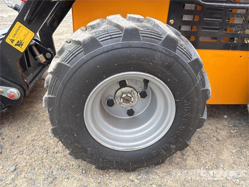 SDLOOL SL-323TZD Mini Skid Steer Loader (Unused) スキッドステアローダー