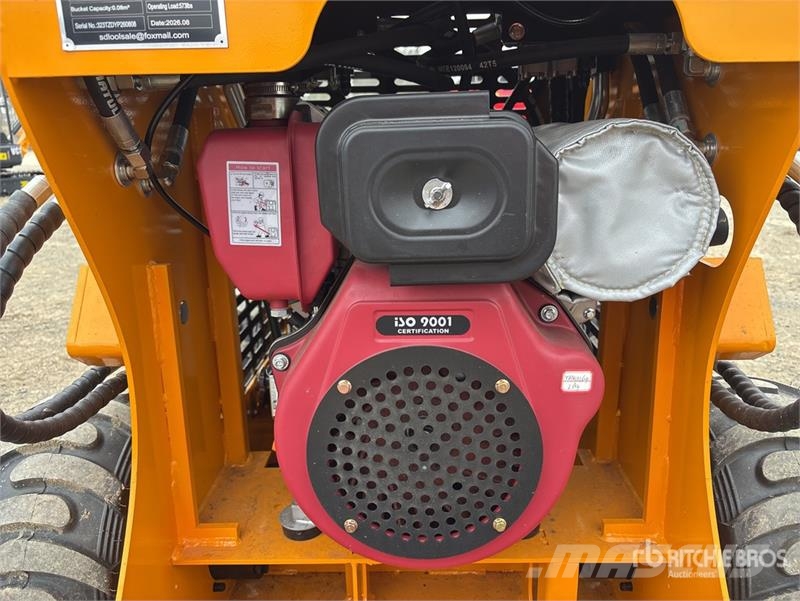  SDLOOL SL-323TZD Mini Skid Steer Loader (Unused) Skid steer loaders