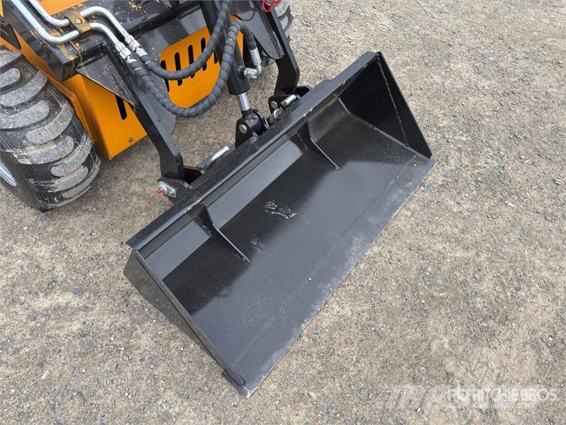 SDLOOL SL-323TZD Mini Skid Steer Loader (Unused) スキッドステアローダー