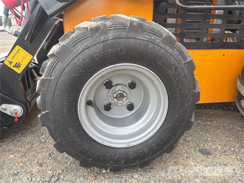  SDLOOL SL-323TZD Mini Skid Steer Loader (Unused) Skid steer mini nakladalci
