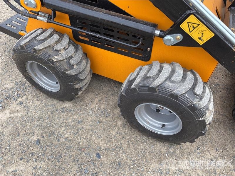 SDLOOL SL-323TZD Mini Skid Steer Loader (Unused) スキッドステアローダー