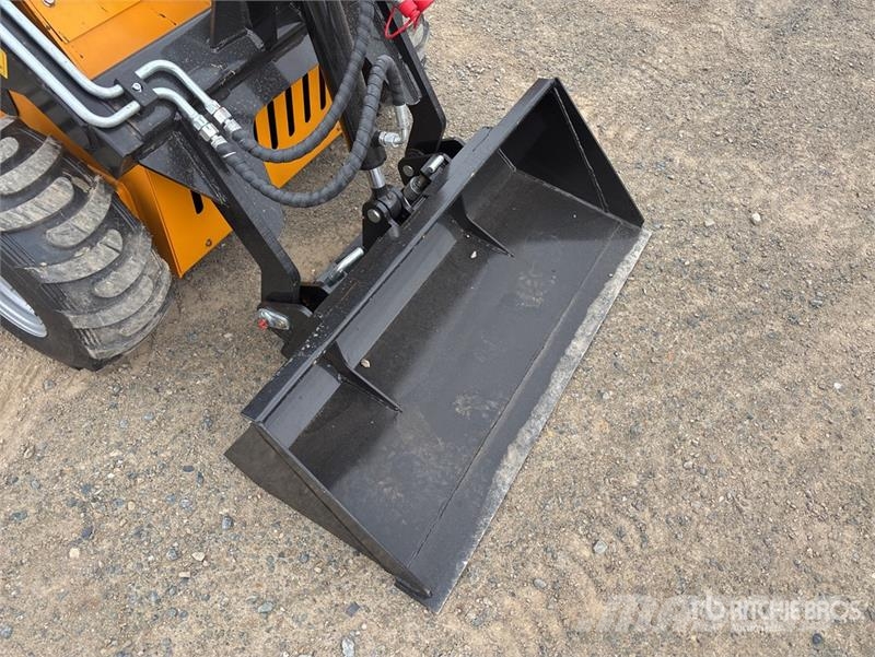  SDLOOL SL-323TZD Mini Skid Steer Loader (Unused) Skid steer mini nakladalci