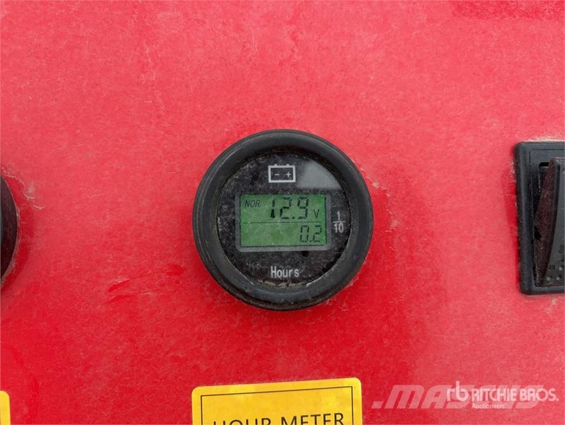 SDLOOL SL-323TZD Mini Skid Steer Loader (Unused) Skid steer loaders