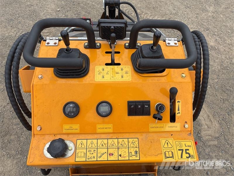  SDLOOL SL-323TZD Mini Skid Steer Loader (Unused) Skid steer mini nakladalci
