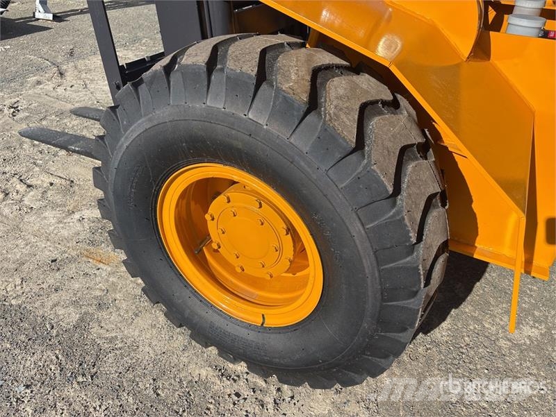 SDLOOL SL-35 3.5 ton 4x4 Rough Terrain Forklift (U 越野叉车|叉装车