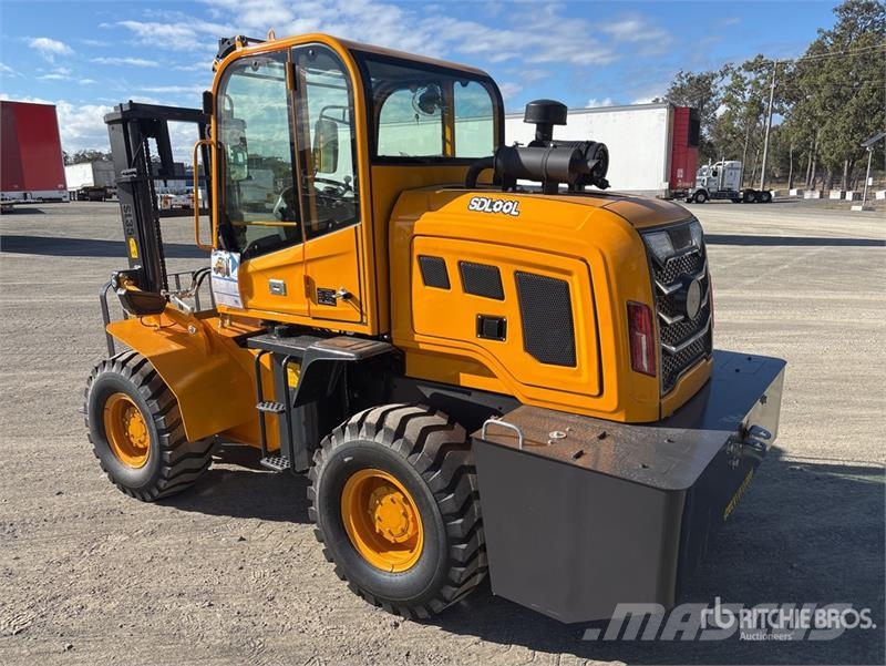 SDLOOL SL-35 3.5 ton 4x4 Rough Terrain Forklift (U 越野叉车|叉装车