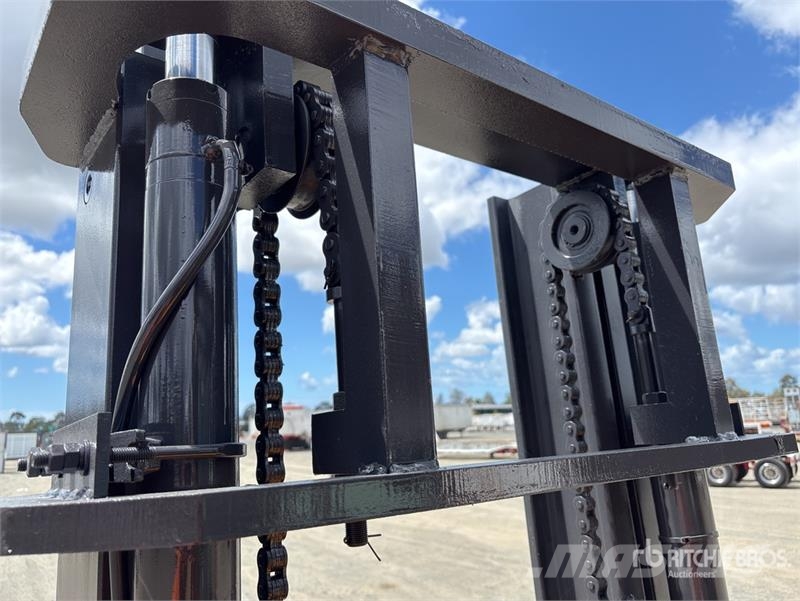 SDLOOL SL-35 4x4 Rough Terrain Forklift (Unused) Tereptargonca