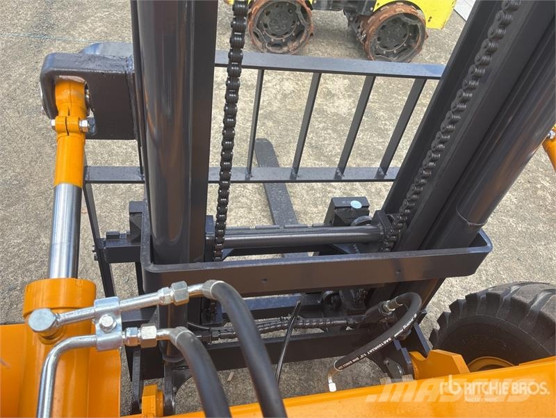 SDLOOL SL-35 Rough Terrain Forklift (Unused) Vanterenski viljuškar