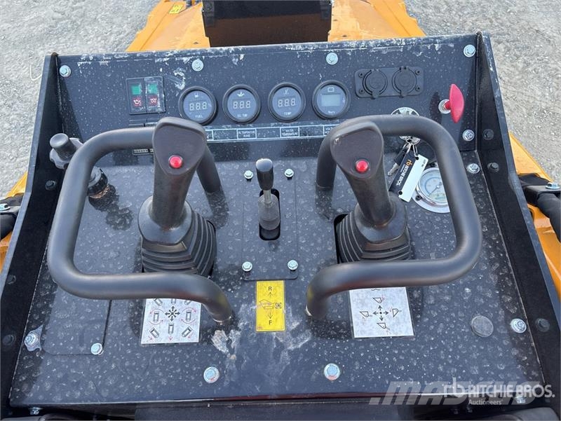 SDLOOL SL1050L Compact Track Loader (Unused) Chargeuse compacte