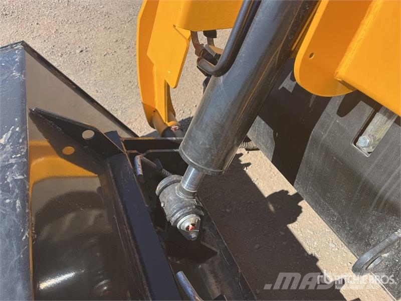 SDLOOL SL1050L Compact Track Loader (Unused) Kompaktrakodók