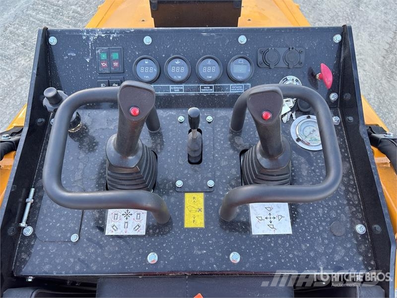 SDLOOL SL1050L Compact Track Loader (Unused) Chargeuse compacte