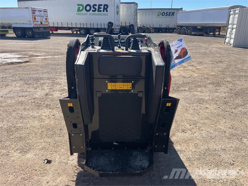 SDLOOL SL1050L Compact Track Loader (Unused) Kompaktrakodók