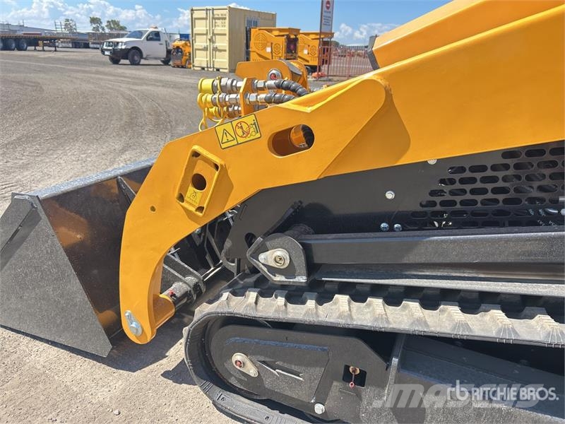 SDLOOL SL1050L Mini Compact Track Loader (Unused) Skid steer loaders