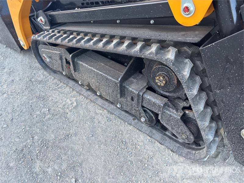 SDLOOL SL1050L Mini Compact Track Loader (Unused) Skid steer loaders
