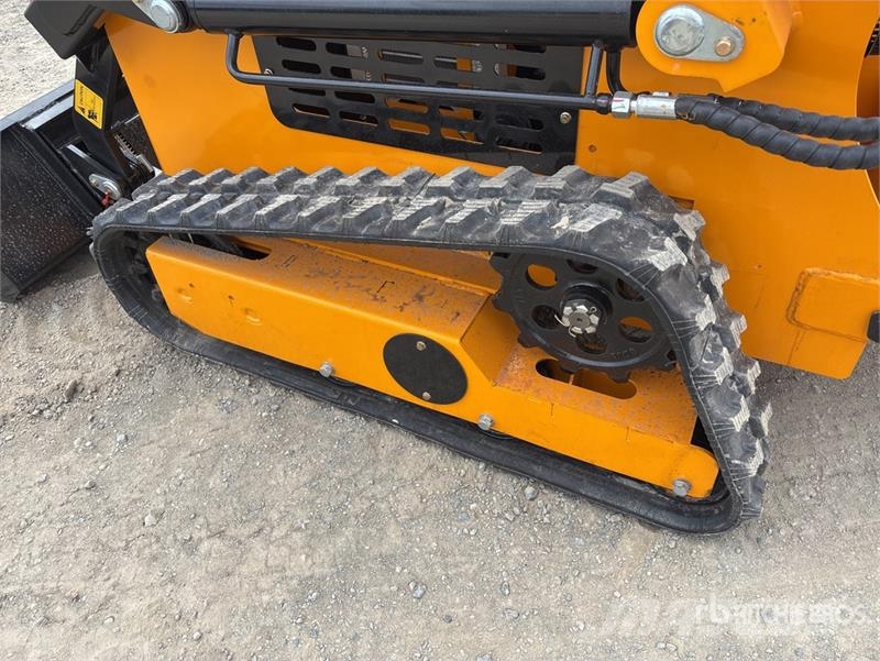 SDLOOL SL360T Mini Skid Steer Loader (Unused) لوادر انزلاقية التوجيه