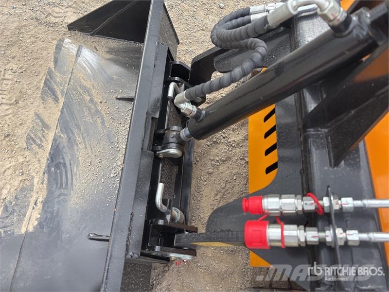  SDLOOL SL360T Mini Skid Steer Loader (Unused) لوادر انزلاقية التوجيه