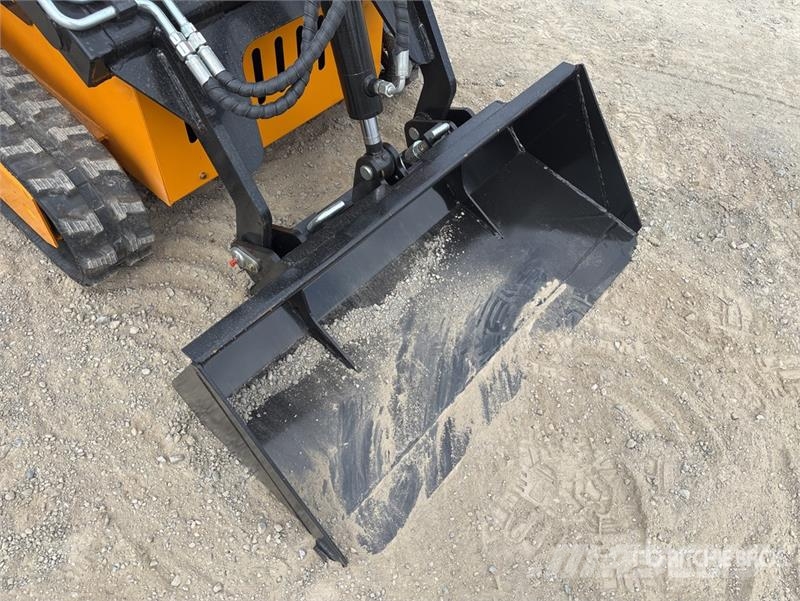  SDLOOL SL360T Mini Skid Steer Loader (Unused) لوادر انزلاقية التوجيه