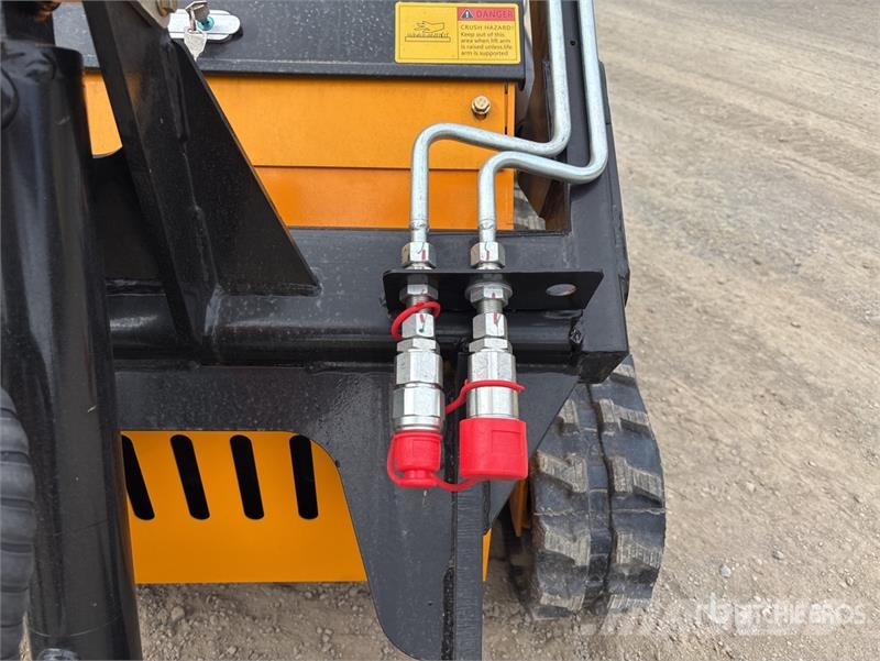  SDLOOL SL360T Mini Skid Steer Loader (Unused) لوادر انزلاقية التوجيه