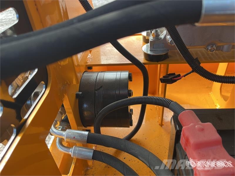  SDLOOL SL360TD Mini Compact Track Loader (Unused) Skid steer loaders