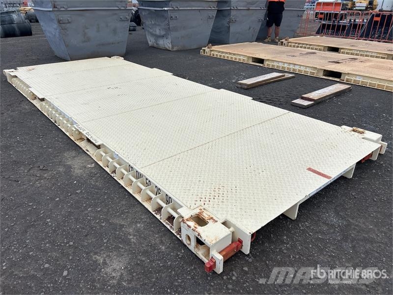  Seabox 5.8 m x 2.3 m Container Mat ماكينات زراعية - غير ذلك