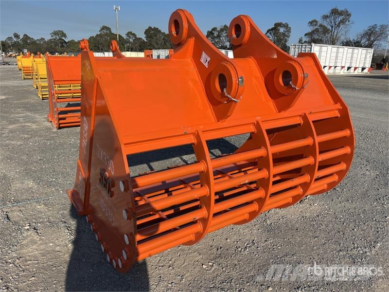 SEC 1800 mm Skeleton Excavator Bucket - Fits 33 Ton (U دلاء