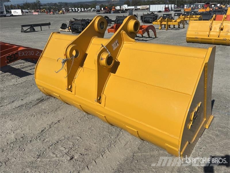 SEC 1900 mm Cleanup Excavator Bucket - Fits 20 Ton (Un دلاء