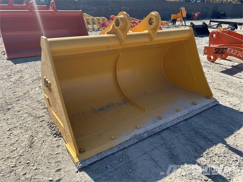 SEC 1900 mm Cleanup Excavator Bucket - Fits 20 Ton (Un دلاء