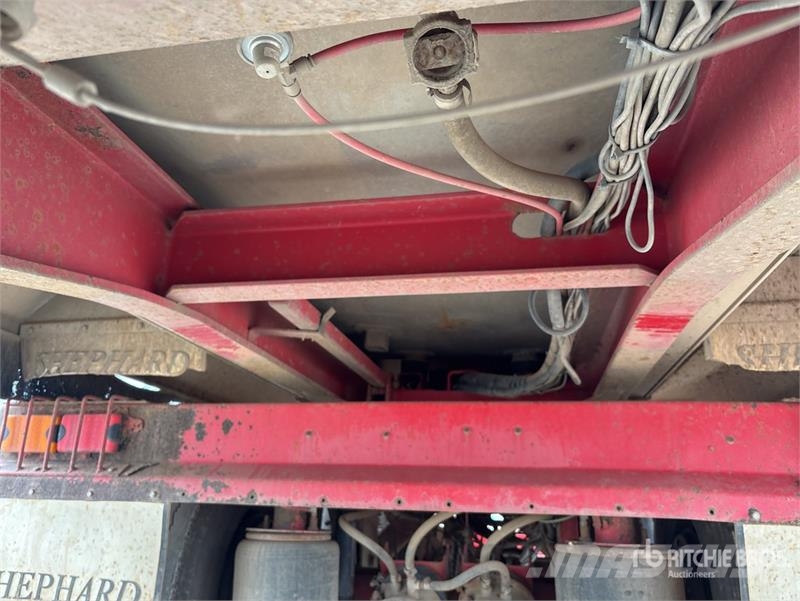 Shephard 7.6 m Quad Dog End Dump Trailer Самоскиди