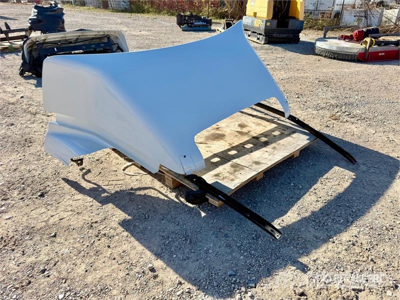 Sitrak Cab Airfoil (Unused) Kita