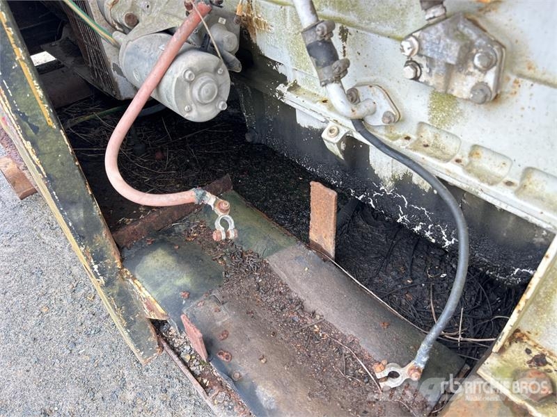 Skid-Mounted Generator Set (Inoperable) Diesel generatoren
