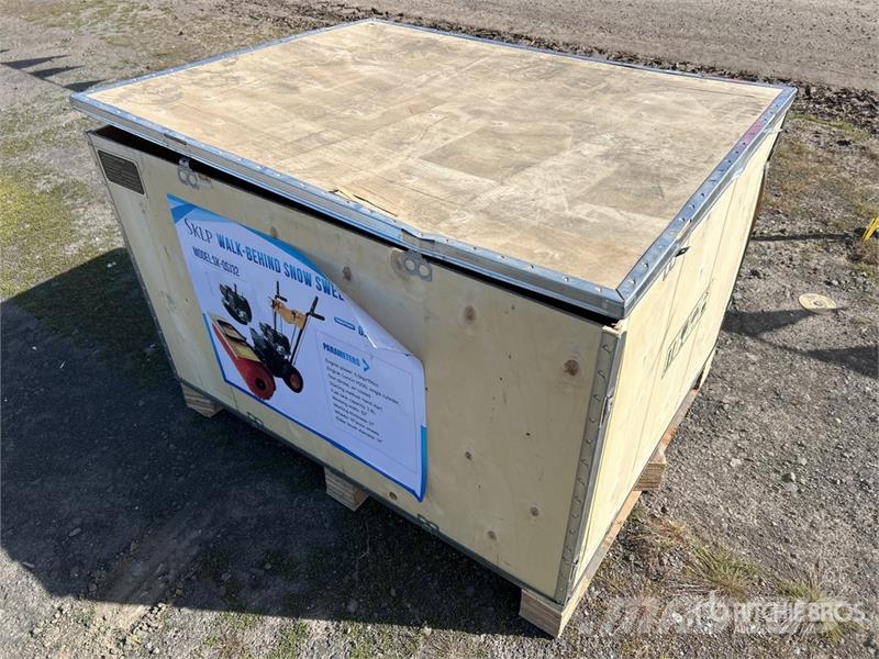  SKLP SK-QSJ32 Walk-Behind Snow Sweeper (Unused) Lauksaimniecība- Citi