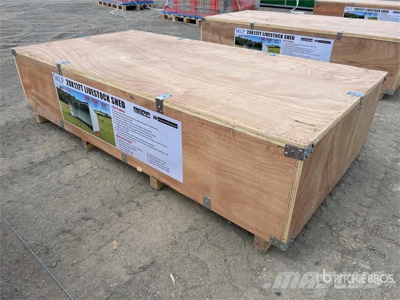  SKLP SK-S2012 20 ft x 12 ft Livestock Shed (Unused المباني الإطار الصلب