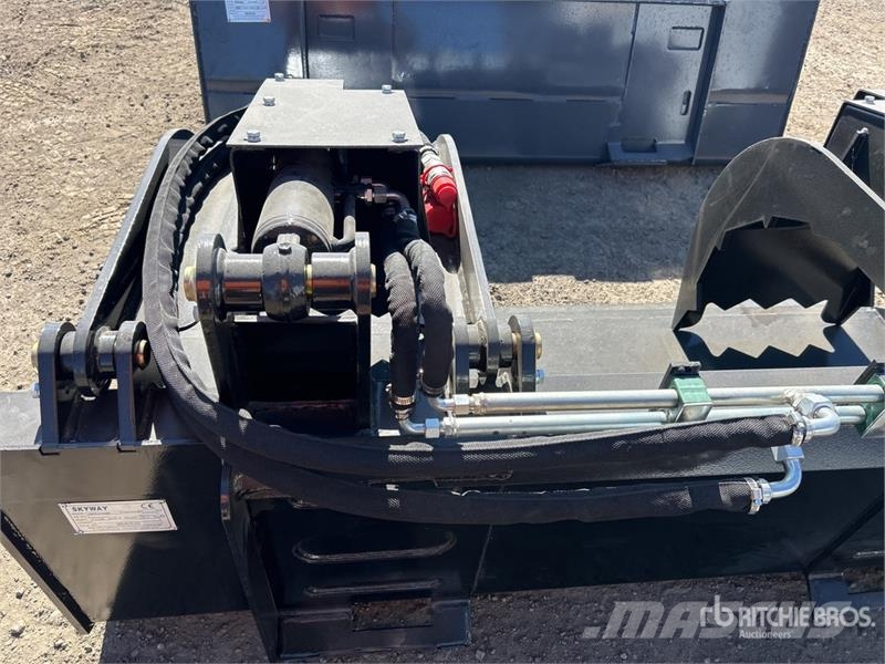  Skyway BSSHG-1720 1720 mm Skid Steer Grapple Bucke Grapples