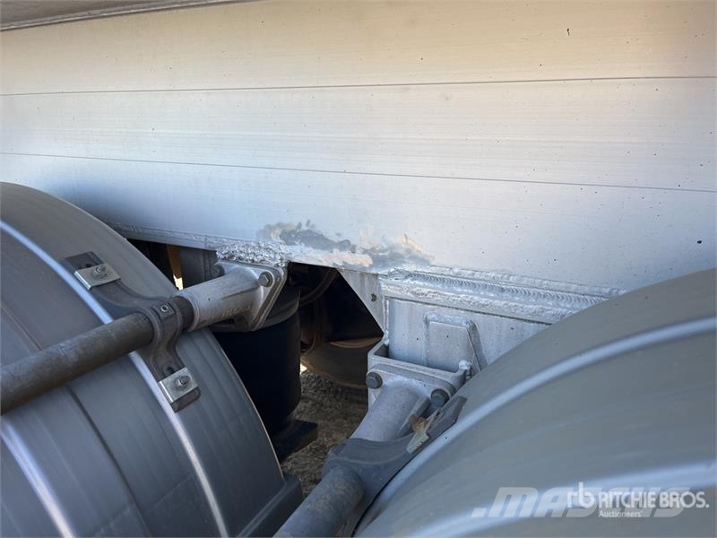 Sloanebuilt 10.9 m Tri/A End Dump Trailer Reboques basculantes
