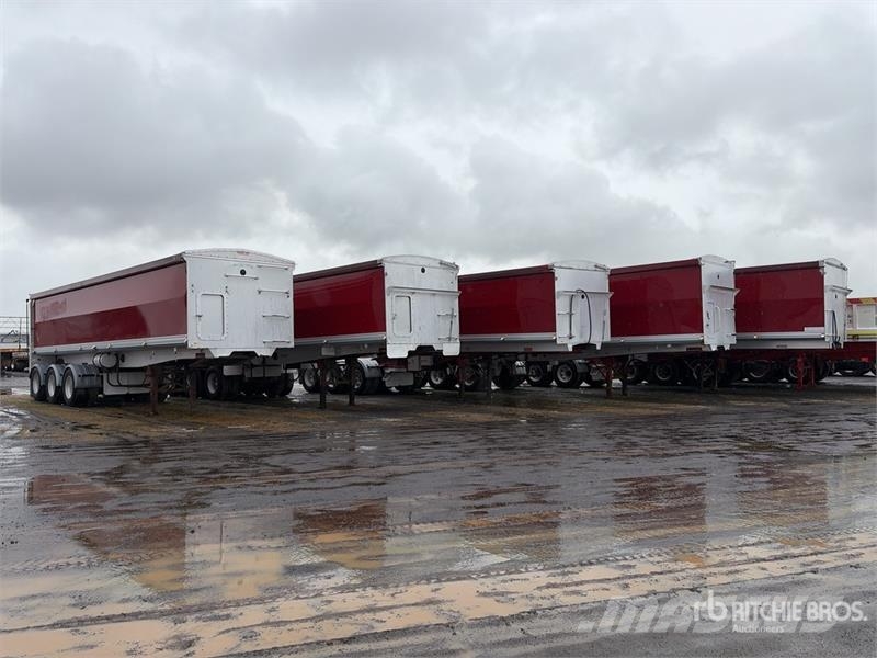 Sloanebuilt 10.9 m Tri/A End Dump Trailer Kipper