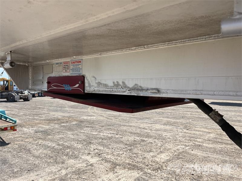 Sloanebuilt 10.9 m Tri/A End Dump Trailer Reboques basculantes