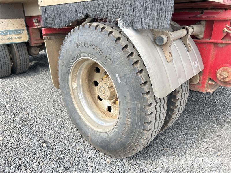  Sloanebuilt 6 m Super Dog End Dump Trailer Самоскиди