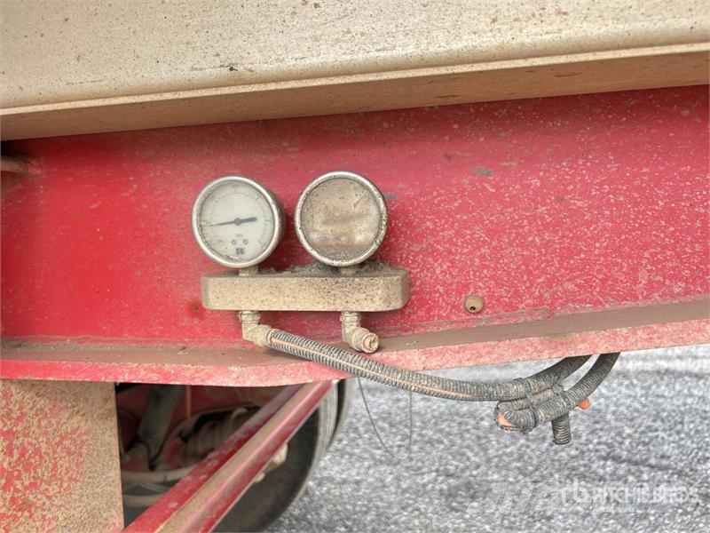  Sloanebuilt 6 m Super Dog End Dump Trailer Самоскиди