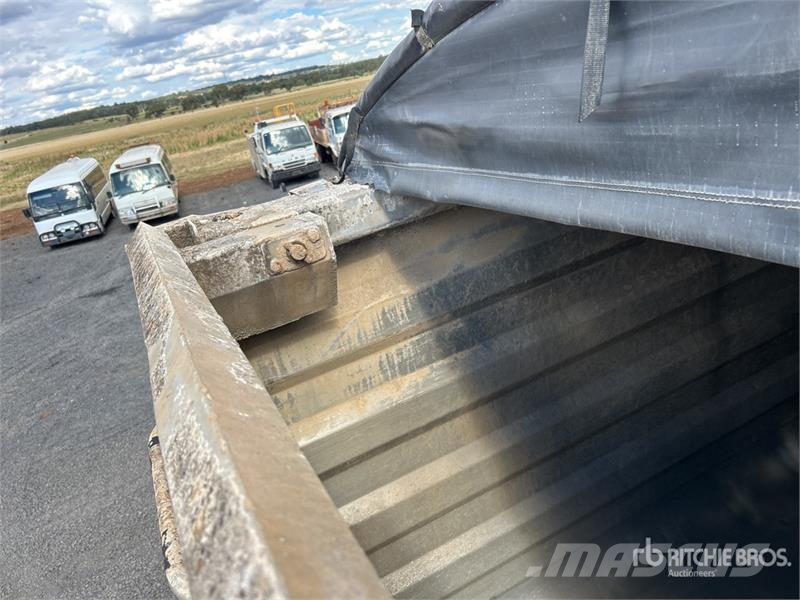  Sloanebuilt 6 m Super Dog End Dump Trailer Самоскиди