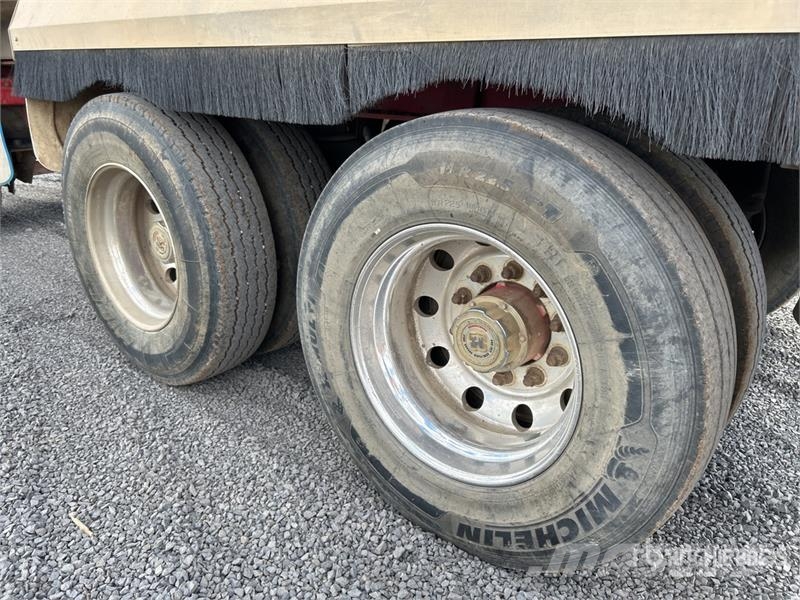  Sloanebuilt 6 m Super Dog End Dump Trailer Самоскиди