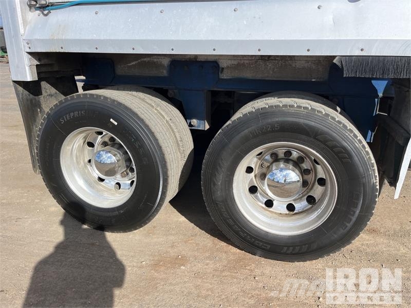 Sloanebuilt 7.8 m Quad Dog End Dump Trailer Bañera